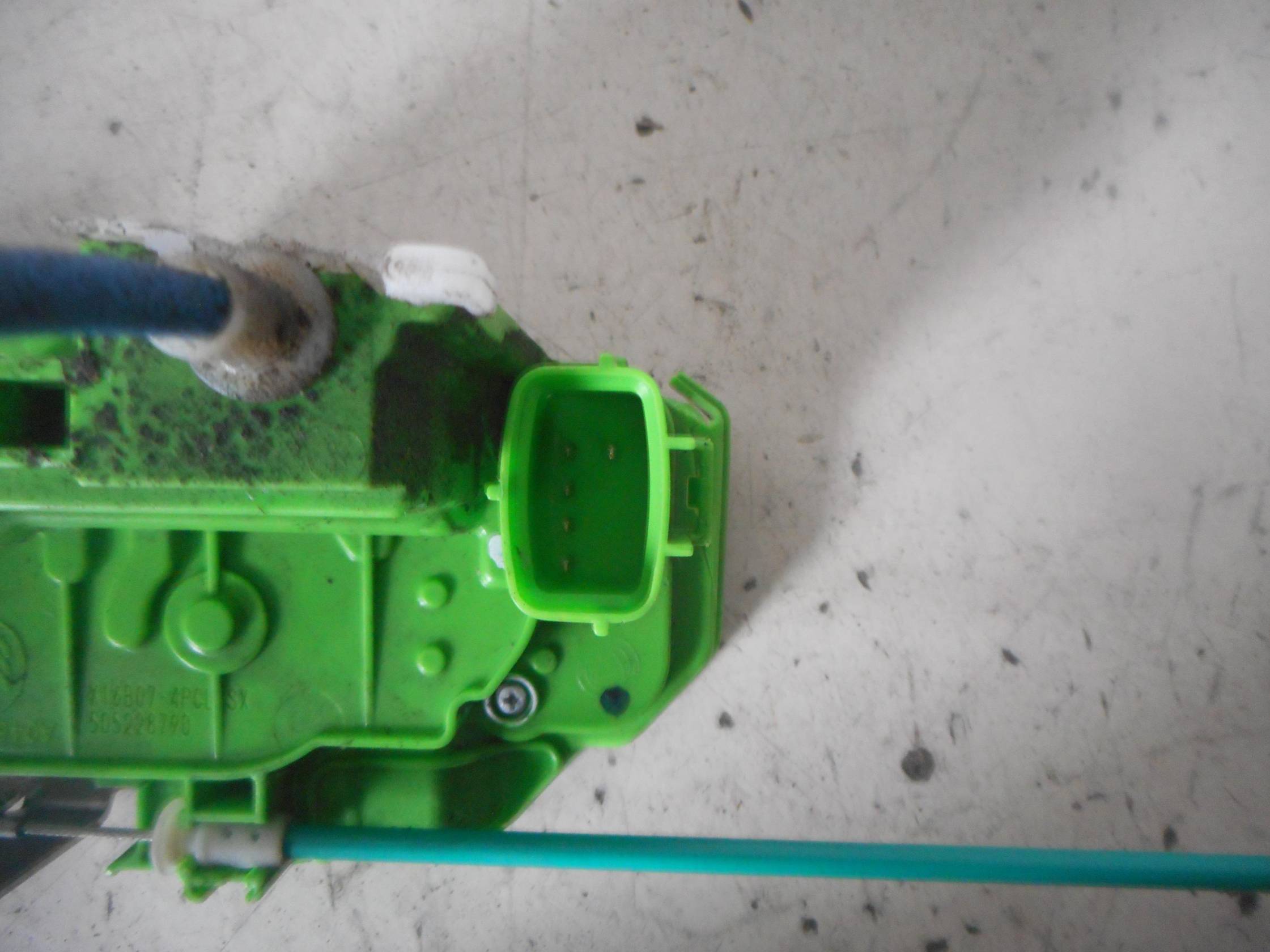 Serratura porta post. sx.